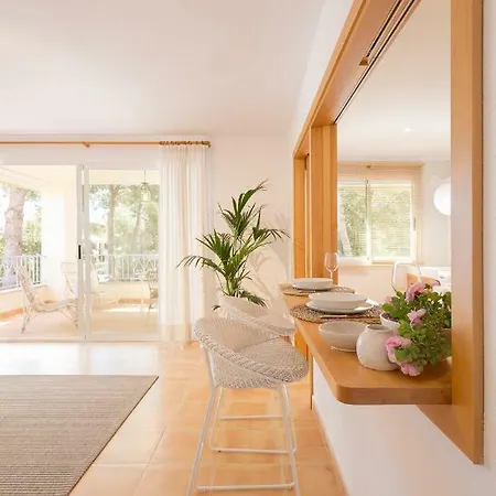 Hibiscus Apartment