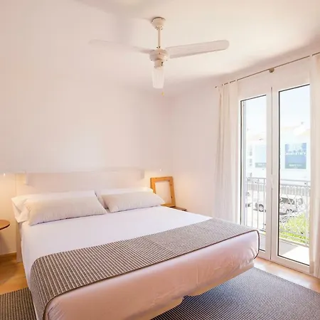 Hibiscus Apartment *
